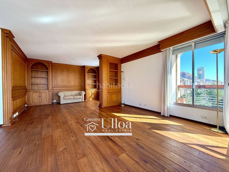 Foto 58f5d3ed-9d4a-4225-ba6a-d5d77a7b28f9. Pis amb aparcament a Ensanche-Diputación Alicante