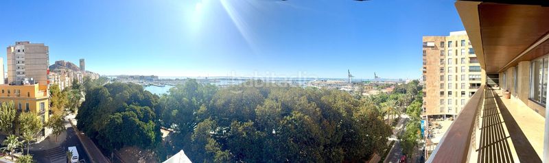 Foto a1b25a77-850a-433e-9a77-962e593f694e. Pis amb aparcament a Ensanche-Diputación Alicante