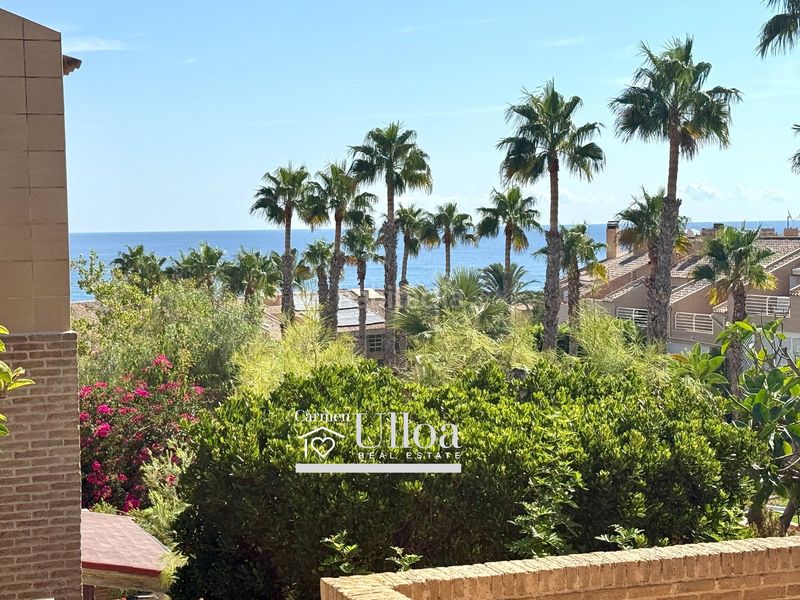 Foto 56cba3cb-075a-4fa9-a896-79a371290abb. Casa amb aparcament piscina a Cabo de las Huertas Alicante