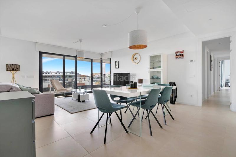 Foto 83832820-9c1f-4625-b942-53902021d31c. Appartement mit parking pool in Las Gaviotas - Carvajal Fuengirola