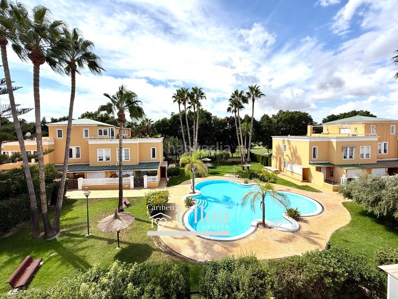 Foto 042fb7aa-e0e5-4e76-b7dd-7263366d818f. Casa adossada amb aparcament piscina a Alicante golf Alicante