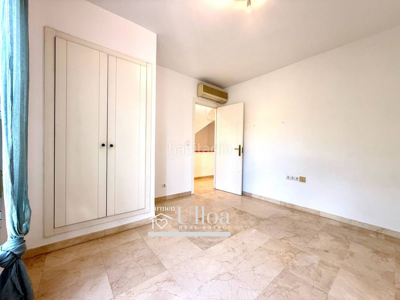 Foto 168ee768-9343-487b-b501-6689e0a74816. Casa adossada amb aparcament piscina a Alicante golf Alicante