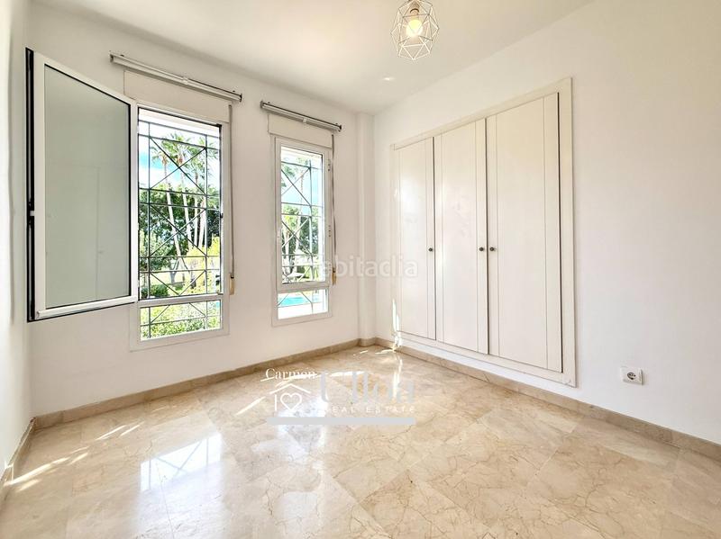 Foto 27d8d4bb-a267-4c53-9a2c-cbb9f8a18e3a. Casa a schiera con parcheggio piscina in Alicante golf Alicante