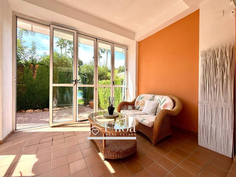 Foto 5cd2b8d5-a3d2-409d-9937-52ca9e407719. Casa a schiera con parcheggio piscina in Alicante golf Alicante