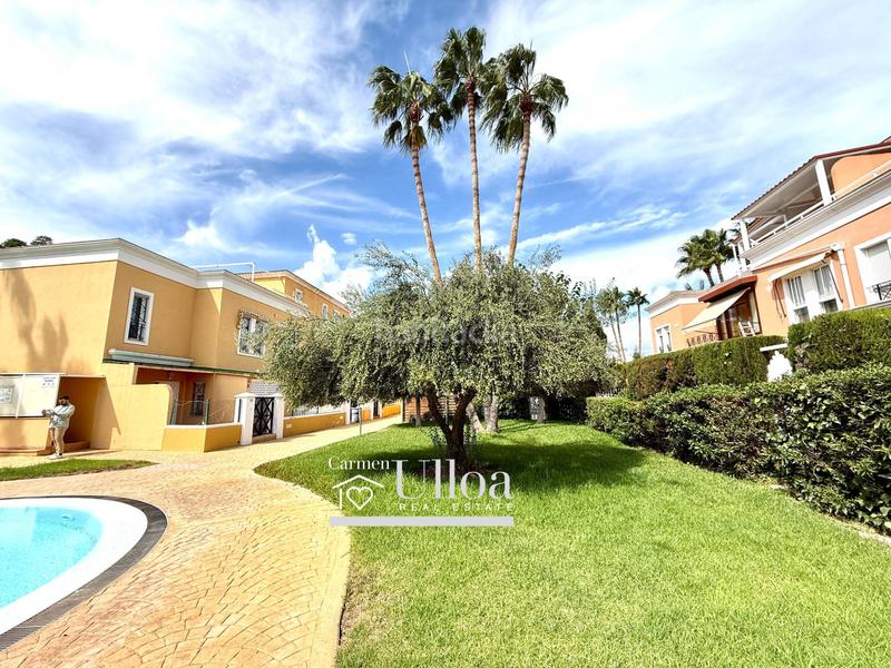 Foto 88ea68d2-fa13-4918-aa7e-823ce65ca4ac. Casa a schiera con parcheggio piscina in Alicante golf Alicante