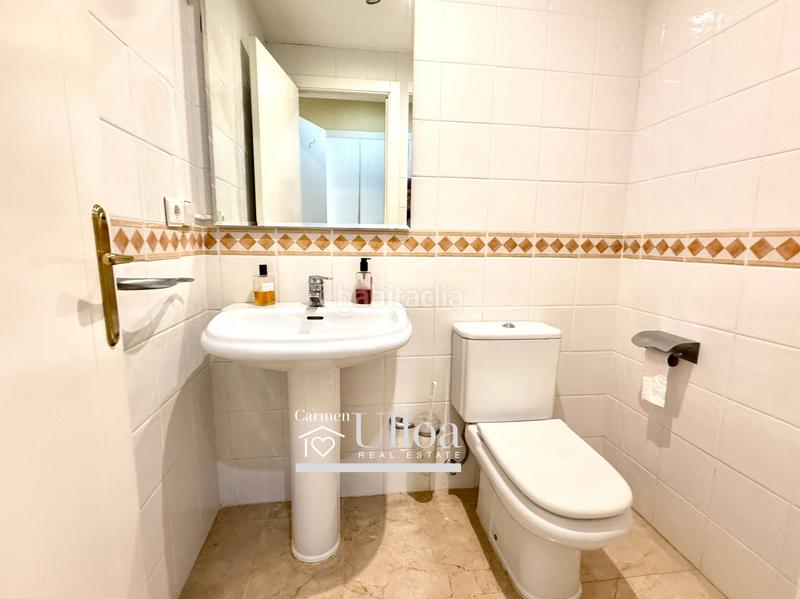 Foto 8ccbac76-ccfa-4d04-ae3e-23ad2330abe2. Casa a schiera con parcheggio piscina in Alicante golf Alicante