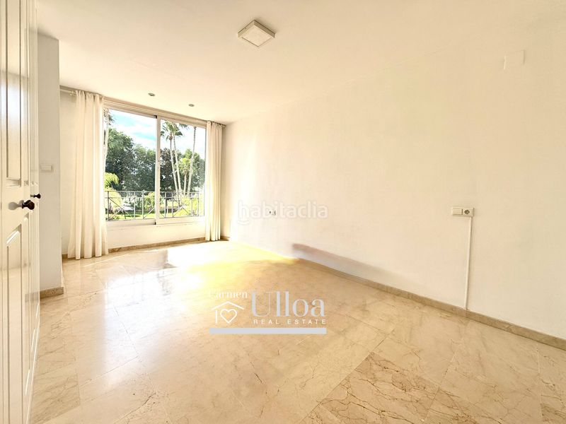 Foto d3c80357-5393-42c1-9894-7b7bb1cace32. Casa adossada amb aparcament piscina a Alicante golf Alicante