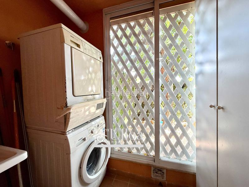 Foto d5d15049-5c75-43c1-bd40-a1c7e1c467b3. Casa a schiera con parcheggio piscina in Alicante golf Alicante