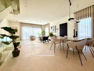 Casa aparellada a Bellavista-Capiscol-Frank Espinós. Chalet pareado unifamiliar en nou nazareth   diseño, confort y a