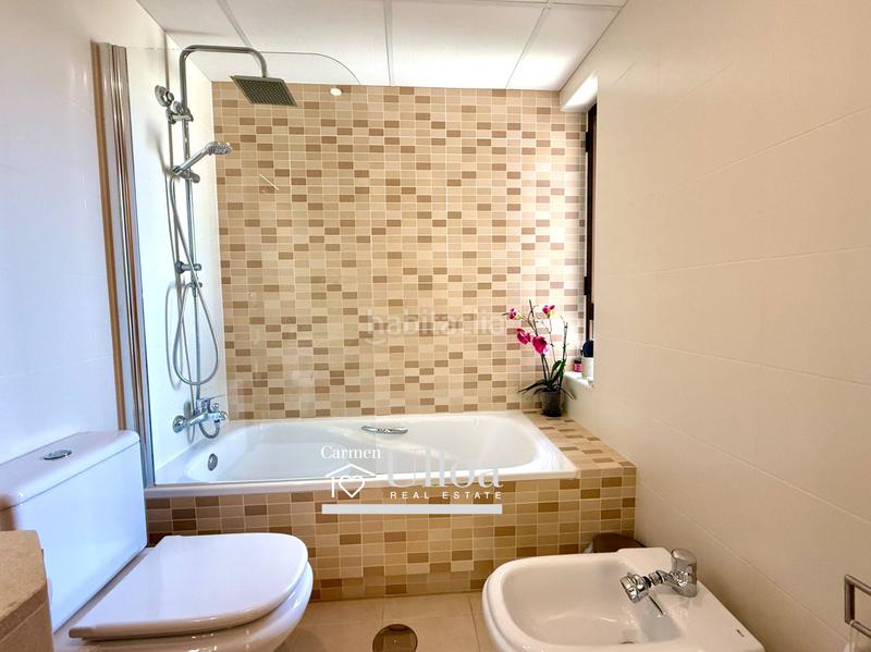 Foto 69aa01d9-78dd-426d-b6ce-8c56459816b9. Reihenhaus mit heizung parking pool in Almajada-Ravel Mutxamel