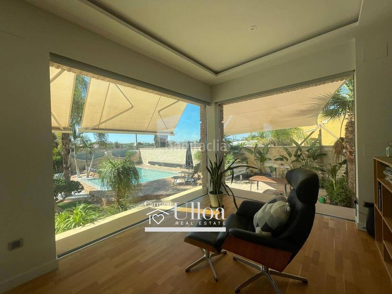 Foto 22015942-6385-4ad8-b40f-20cc8c5cdfbb. Chalet con riscaldamento parcheggio piscina in Los Girasoles Sant Vicent del Raspeig