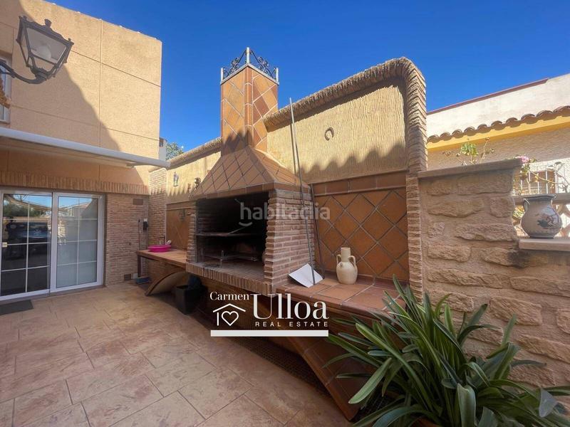 Foto 424af1f2-81da-497e-9ba4-6f7c5aa42fff. Chalet con riscaldamento parcheggio piscina in Los Girasoles Sant Vicent del Raspeig