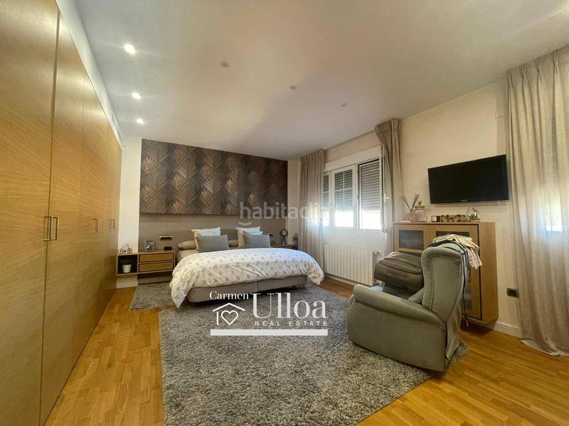 Foto b744a680-e47d-41b6-878f-61cdf127f081. Chalet con riscaldamento parcheggio piscina in Los Girasoles Sant Vicent del Raspeig