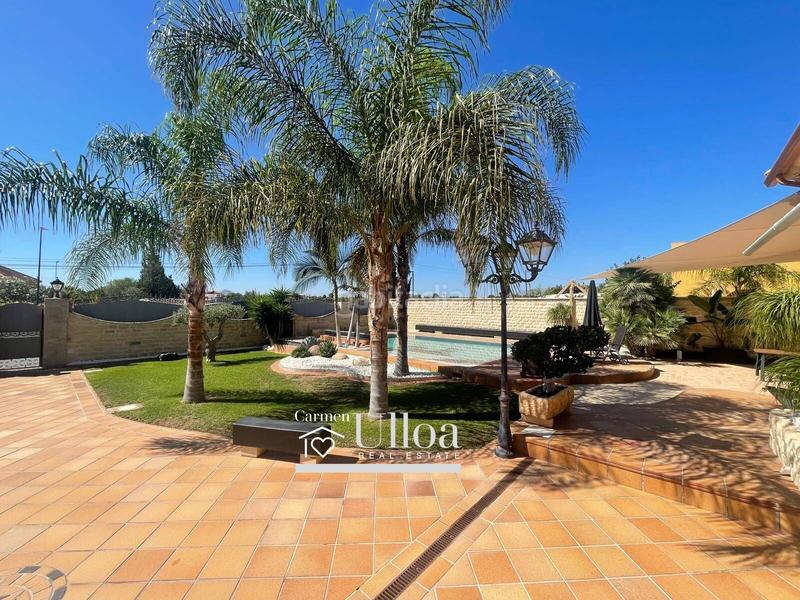 Foto d9d50eb3-a7f8-4240-a3d3-aa8e97e60bbc. Chalet con riscaldamento parcheggio piscina in Los Girasoles Sant Vicent del Raspeig