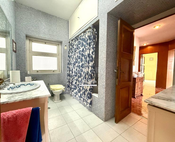 Foto 4f43459a-6a9c-476a-b341-6da0da6a97a6. Piso espectacular vivienda histórica en primera línea del puerto en Alicante