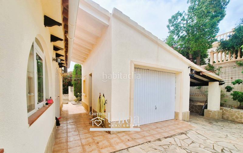 Foto 5a6dce00-177f-43db-b7d5-0364c762bcf6. Chalet with parking in Pinar de Advocat-Cometa Moraira