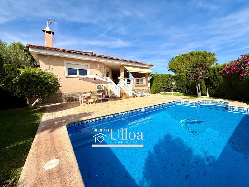 Foto 76560e64-e7c8-42bd-948f-23240652c746. Xalet amb calefacció aparcament piscina a La Huerta Mutxamel