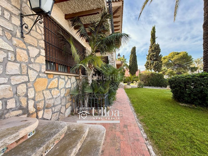 Foto c71ff5c5-1d1d-405b-882a-9cbaa23e4e37. Casa amb calefacció piscina a Vistahermosa Alicante