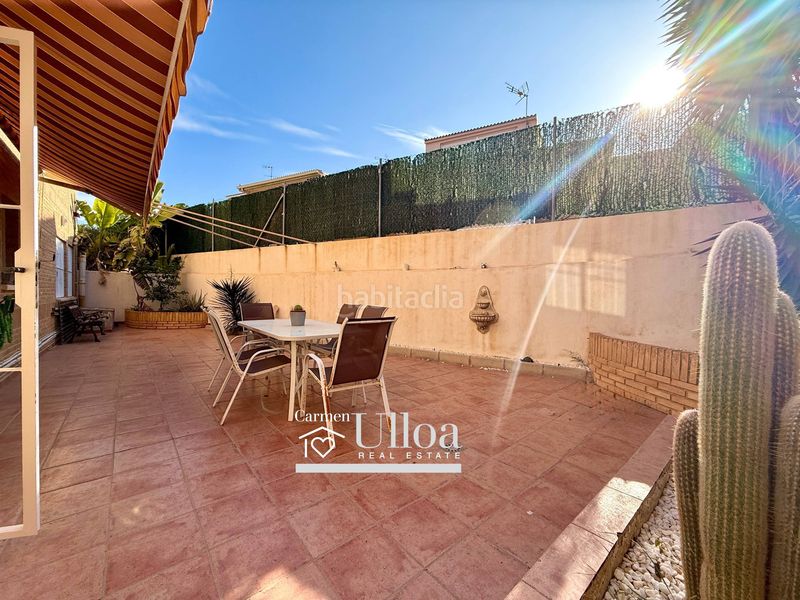 Foto 1a192b37-ae01-4a69-ae90-cd1b42dfb1dd. Casa adossada amb calefacció aparcament piscina a Alicante