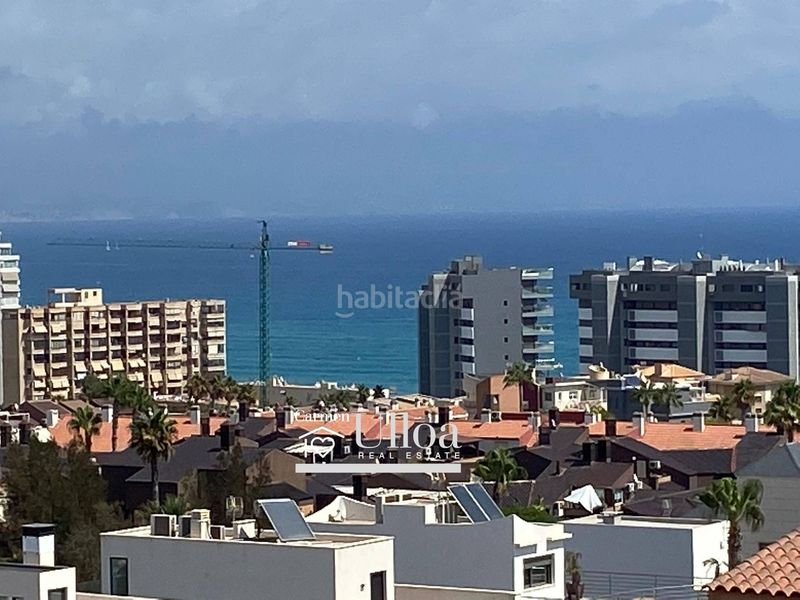 Foto 4787c203-66dd-4c68-ba1a-036c8da1d72e. Casa adossada amb calefacció aparcament piscina a Alicante