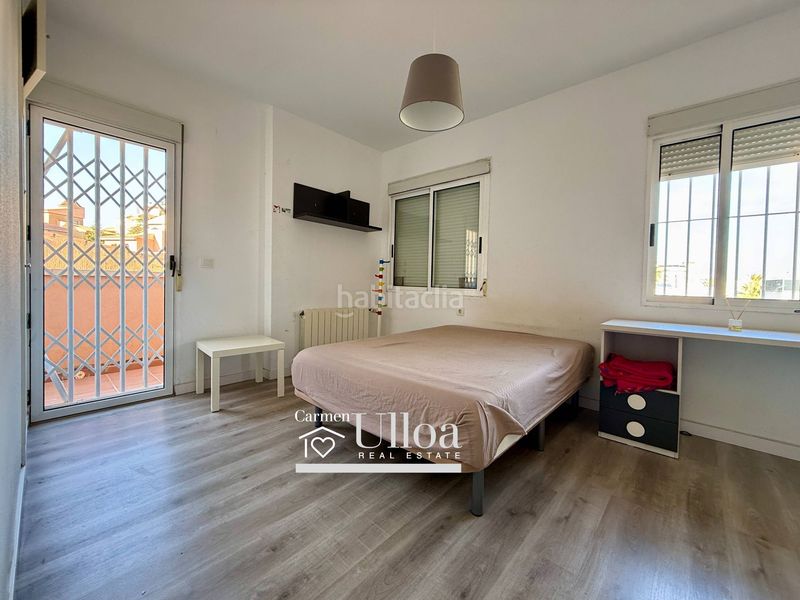 Foto 4cd1acfb-905c-4fa2-aa01-6330861b4328. Casa adossada amb calefacció aparcament piscina a Alicante