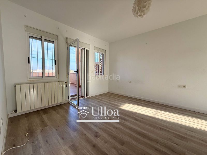 Foto 4ff7ebb6-c0ab-44aa-9461-b4c0b08b735e. Casa adossada amb calefacció aparcament piscina a Alicante