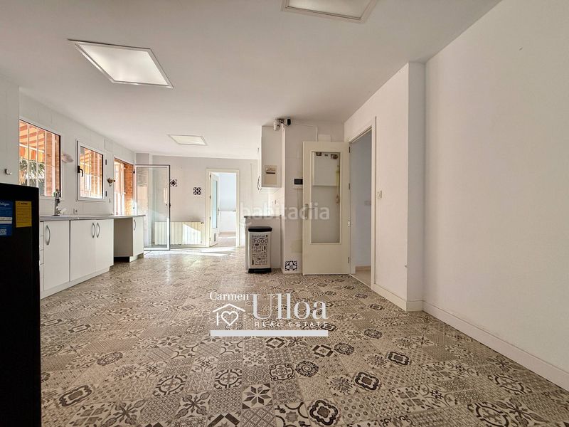 Foto ed423a9f-1a1f-4d21-ba28-5fb7e8203d56. Casa adossada amb calefacció aparcament piscina a Alicante