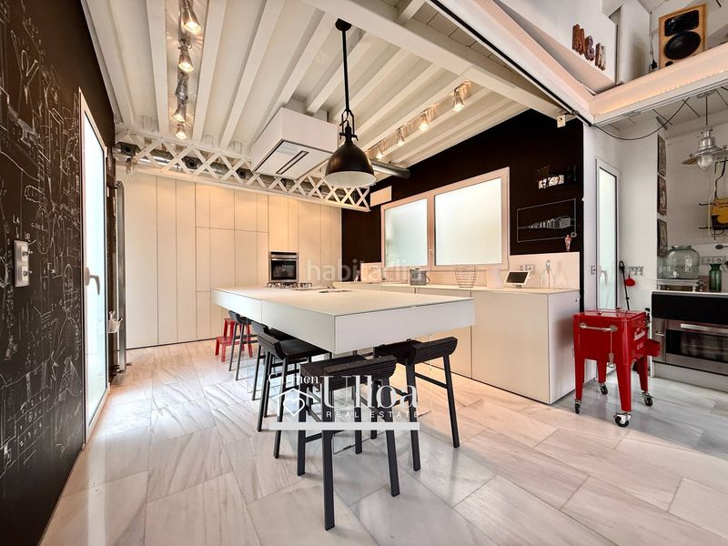 Foto 06983c3a-3e7b-446c-970a-7bc37206ee1a. Pis a Barrio del Centro Alicante