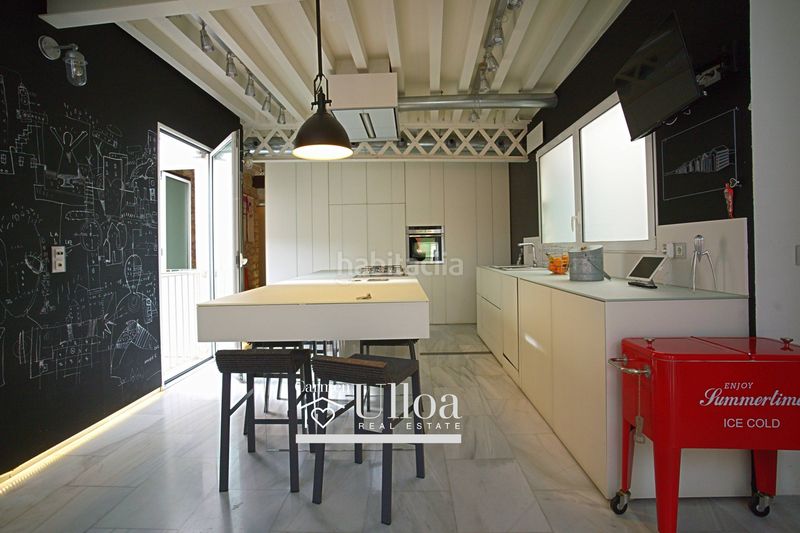 Foto 0c279233-e85d-47ca-b90e-51d24b0a4296. Pis a Barrio del Centro Alicante