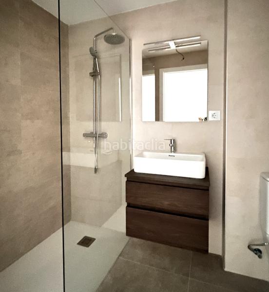 Foto 982fc1cc-7d6e-40bc-8435-02521ae211bd. Alquiler piso atic al centre-devesa en La Devesa Girona