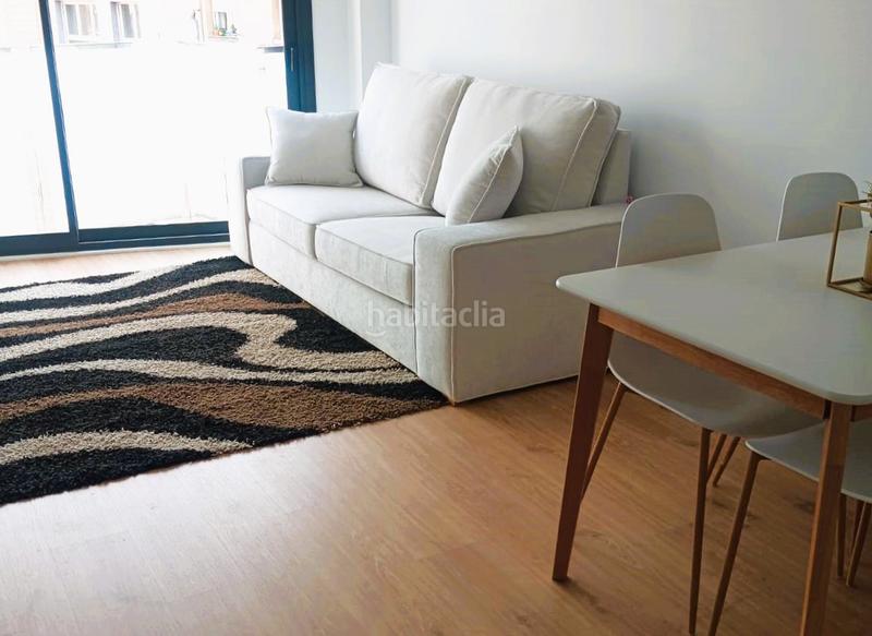 Foto afc63dfe-f470-452b-b986-959e92a076fc. Alquiler piso atic al centre-devesa en La Devesa Girona