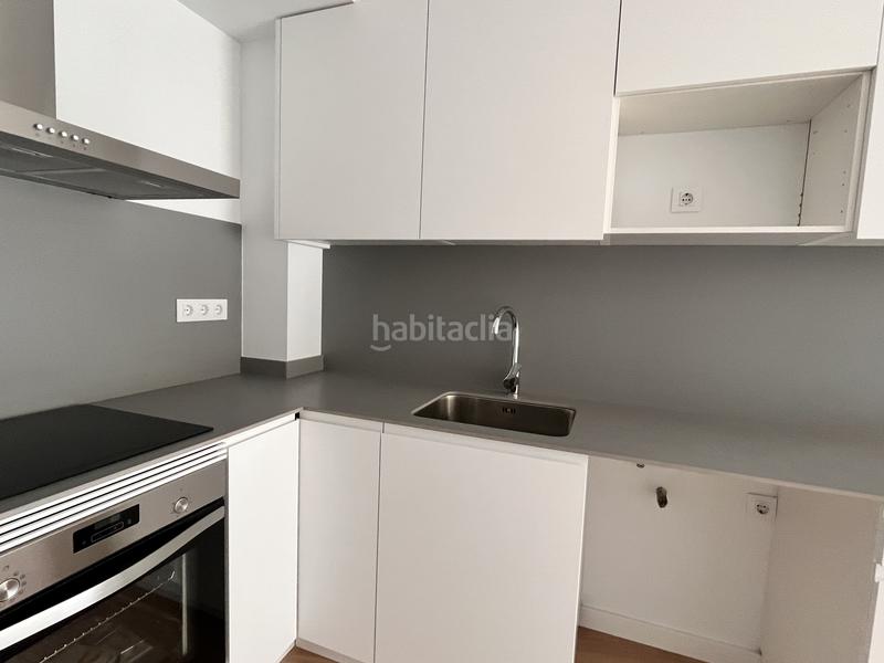 Foto c2054b24-5a43-4b0b-b261-e234fbe6e1d8. Alquiler piso atic al centre-devesa en La Devesa Girona