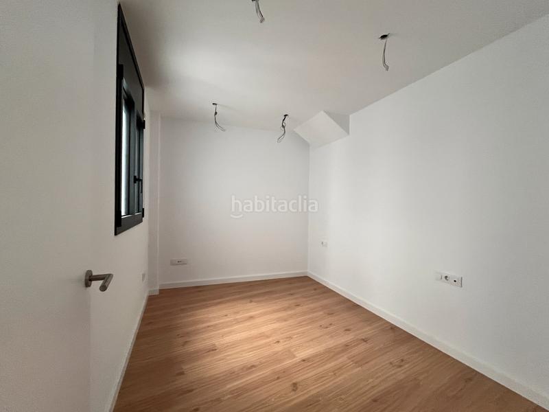 Foto d7b5ff4b-a04c-4794-a218-2ca0ace47218. Alquiler piso atic al centre-devesa en La Devesa Girona