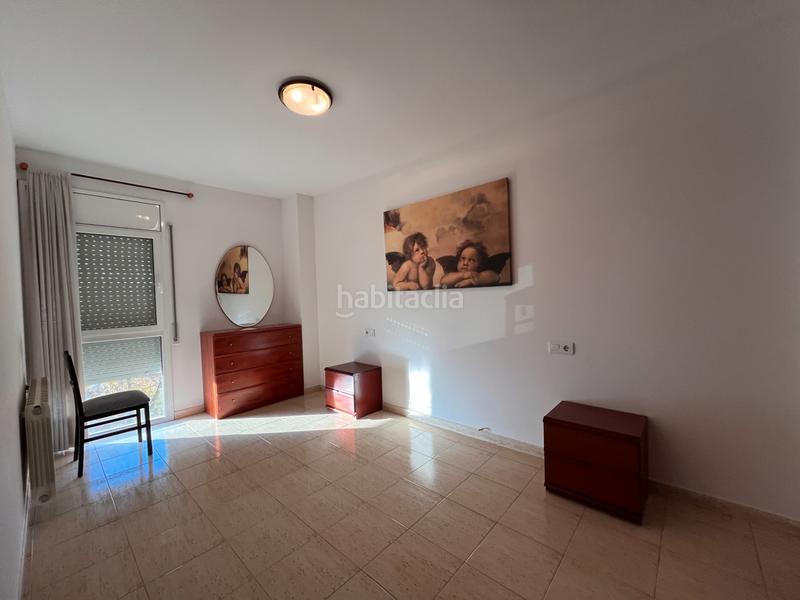 Foto ad8d1cc0-a227-4f1d-aafa-43a3db55b1dc. Alquiler piso bona ubicació en Fontajau - Sant Ponç Girona