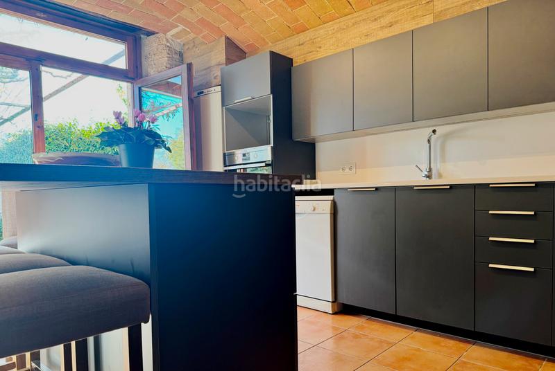 Foto 671b9d43-eef6-4dfc-a187-bffd2b1b8fc2. Casa amb xemeneia calefacció aparcament a Palol de Revardit