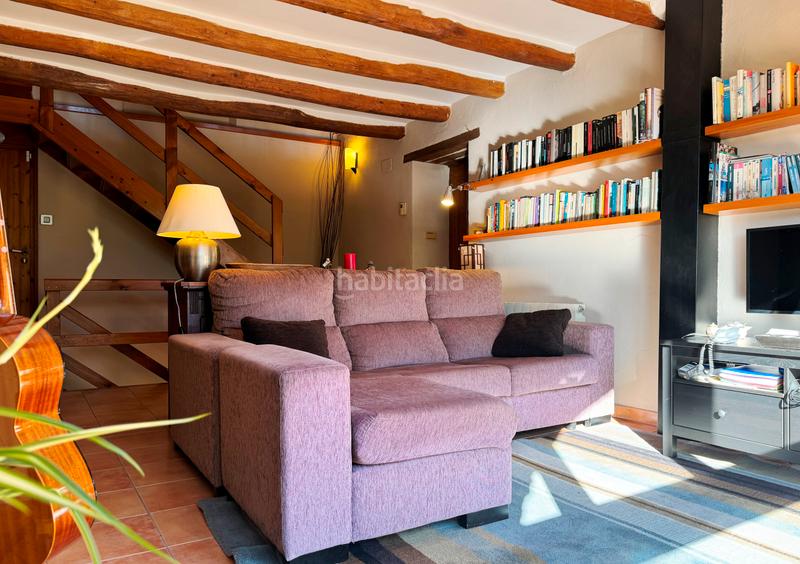 Foto 9b08ce57-226b-406b-903e-82439884873f. Casa amb xemeneia calefacció aparcament a Palol de Revardit