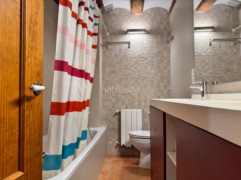 Foto f6824e42-ccca-4f3f-99a8-c80ccc44acd8. Casa amb xemeneia calefacció aparcament a Palol de Revardit