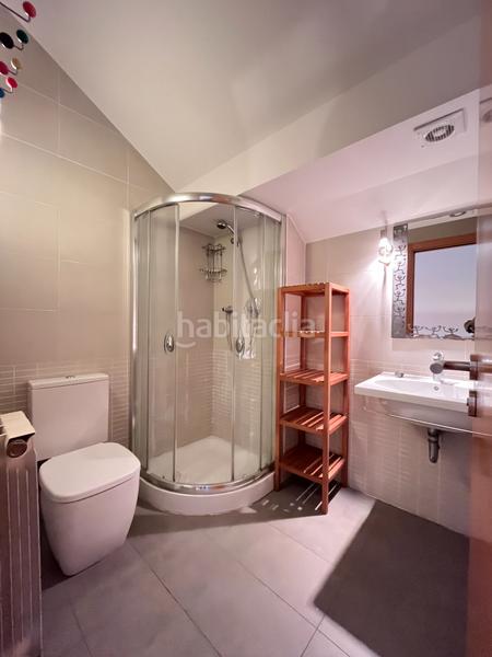 Foto a14b00d5-2c6e-4ce6-b95d-aa16f7254110. Rent flat with heating parking in Eixample Sud-Migdia Girona