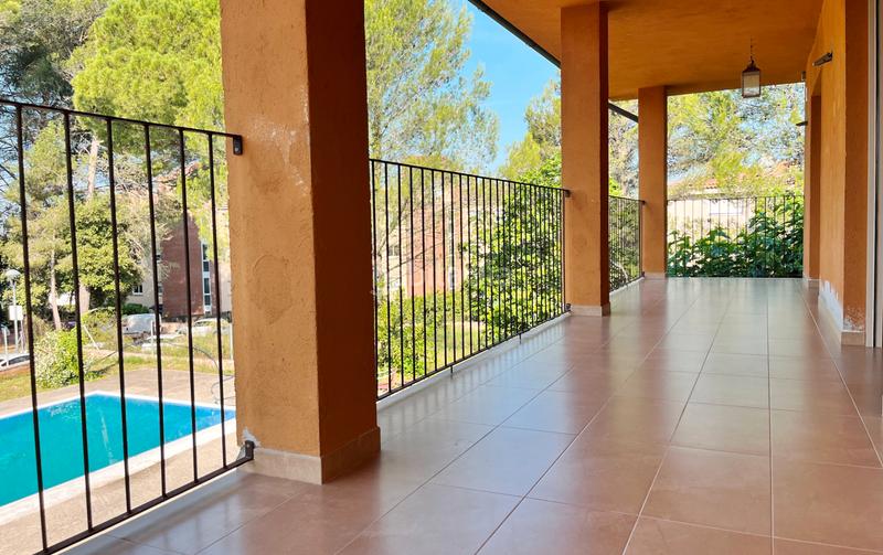 Foto 9f98f26d-ed7b-4d9c-a570-dec22b9151ca. Location appartement avec chauffage parking piscine dans Girona