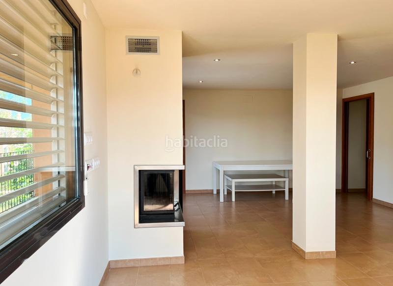 Foto 1d7f1698-ac34-4c06-a420-2df63b58f064. Miete etagenwohnung mit heizung parking pool in Montjuïc Girona