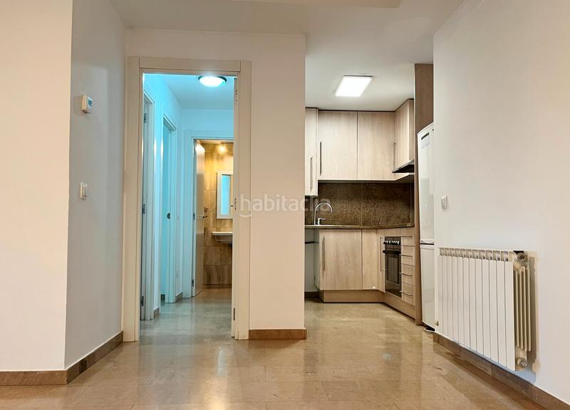 Foto b7b8a951-475e-4369-83a5-3686d925cbf8. Rent flat with heating parking in La Devesa Girona