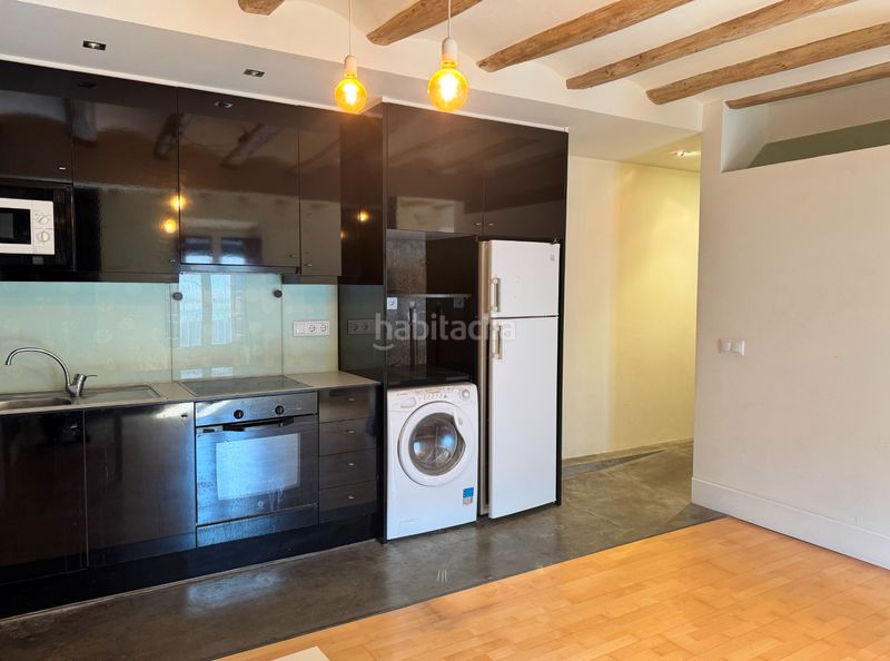 Foto 95c82012-84d2-4c3c-96a8-fd8fe28d0fd7. Pis amb calefacció a Centre-Barri Vell Girona