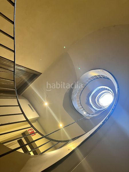 Foto f88b732f-7eac-4a7d-bced-6ff49c44808f. Pis amb calefacció a Centre-Barri Vell Girona