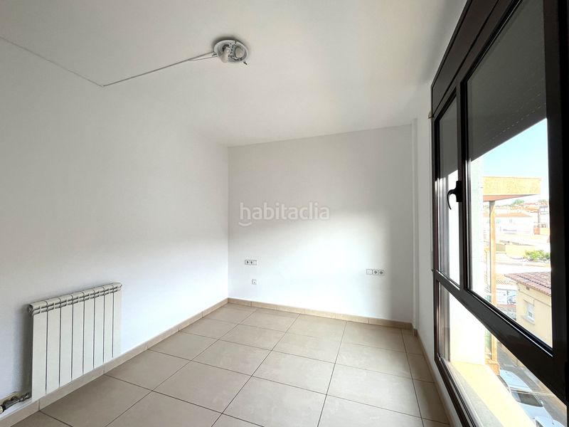 Foto 4d3ef5da-bddf-4871-8f88-ad4951424cc5. Lloguer pis amb calefacció a Eixample Sud-Migdia Girona