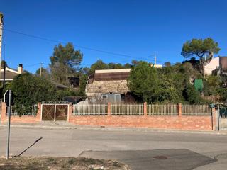 Terrain résidentiel à Carrer girona 2. Parcela llana y soleada