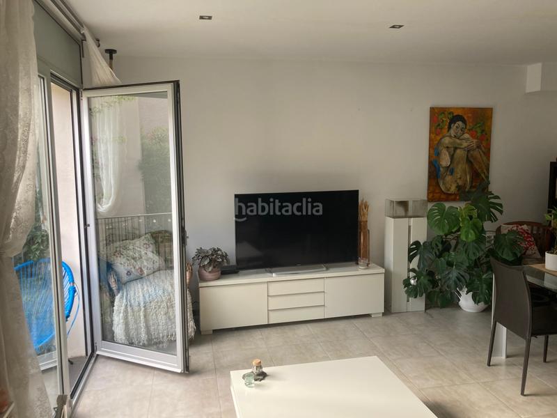 Foto bc6996a1-2943-4374-b55f-6cbaea66e2bc. Casa adossada amb calefacció aparcament a Capellades