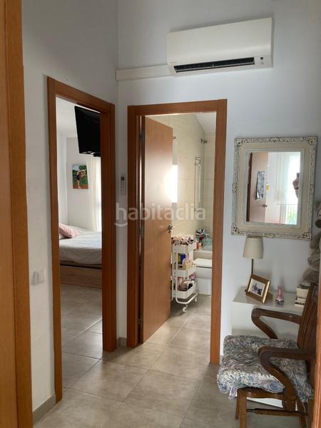 Foto e4c63348-5c9d-4dee-8b44-c4ff73816d59. Casa adossada amb calefacció aparcament a Capellades