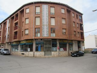 Etagenwohnung en Calle huesca 3. Piso con 3 habitaciones amueblado con ascensor y calefaccin