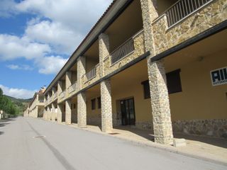Zweistckige Wohnung en Calle vega selva 1 4. Dplex con 2 habitaciones con ascensor, calefaccin y vistas a l