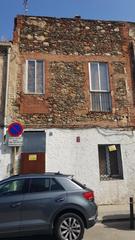 Casa a Sant Celoni. Casa de pueblo del 1910 muy centrica